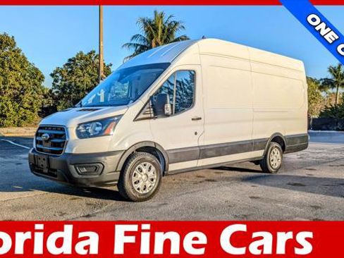 Used 2022 Ford E-Transit 148 High Roof Extended image 1