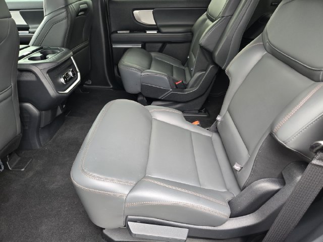 Certified 2025 Ford Expedition Active RWD image 30