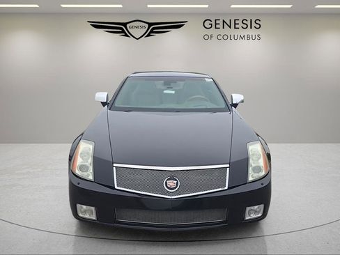 Used 2005 Cadillac XLR RWD image 2
