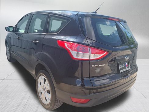 Used 2016 Ford Escape S FWD image 6