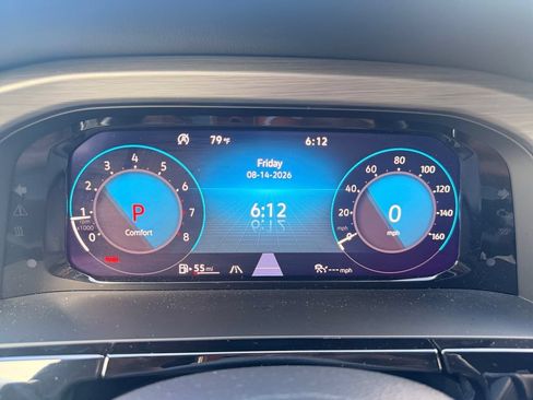 Used 2025 Volkswagen Atlas Cross Sport SE FWD image 25