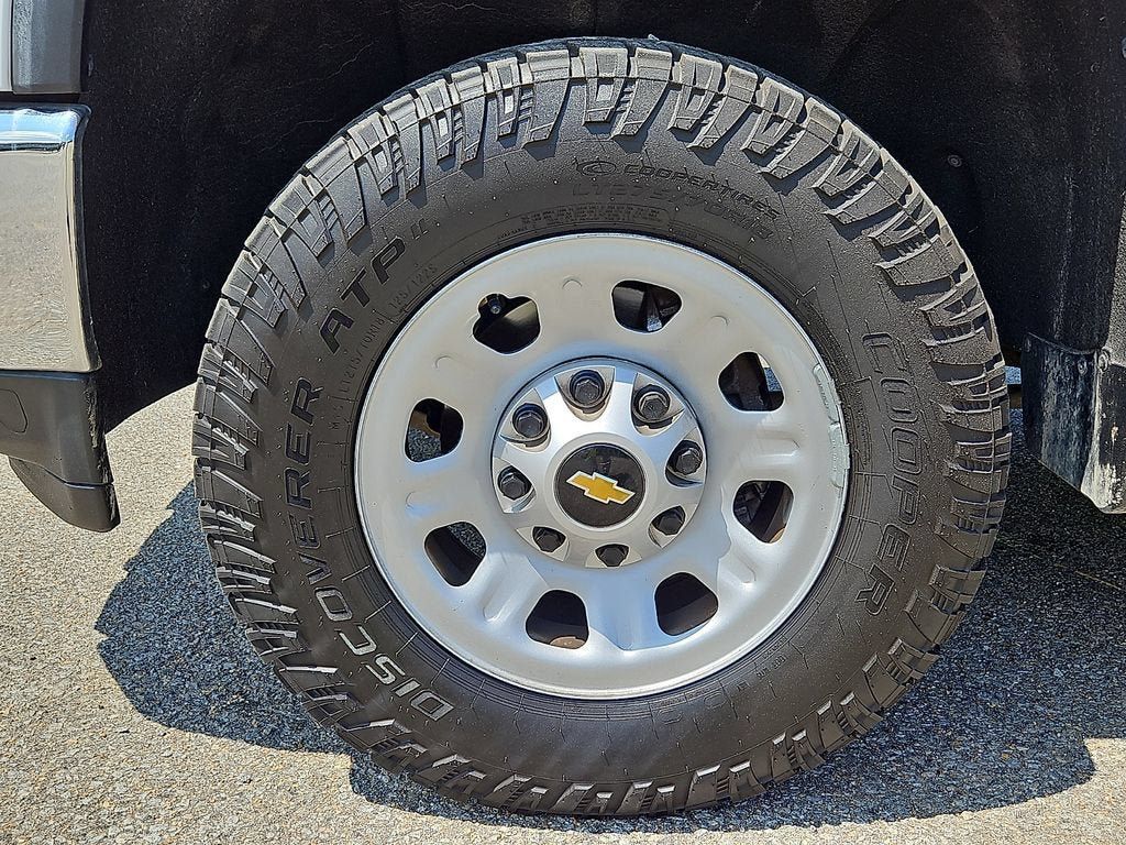 Used 2022 Chevrolet Silverado 2500 W/T w/ WT Convenience Package RWD image 8