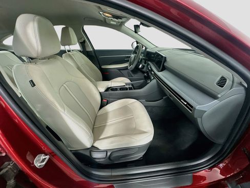 Used 2025 Hyundai Sonata SEL FWD image 31