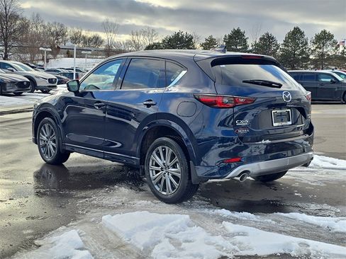 New 2025 MAZDA CX-5 Signature image 2