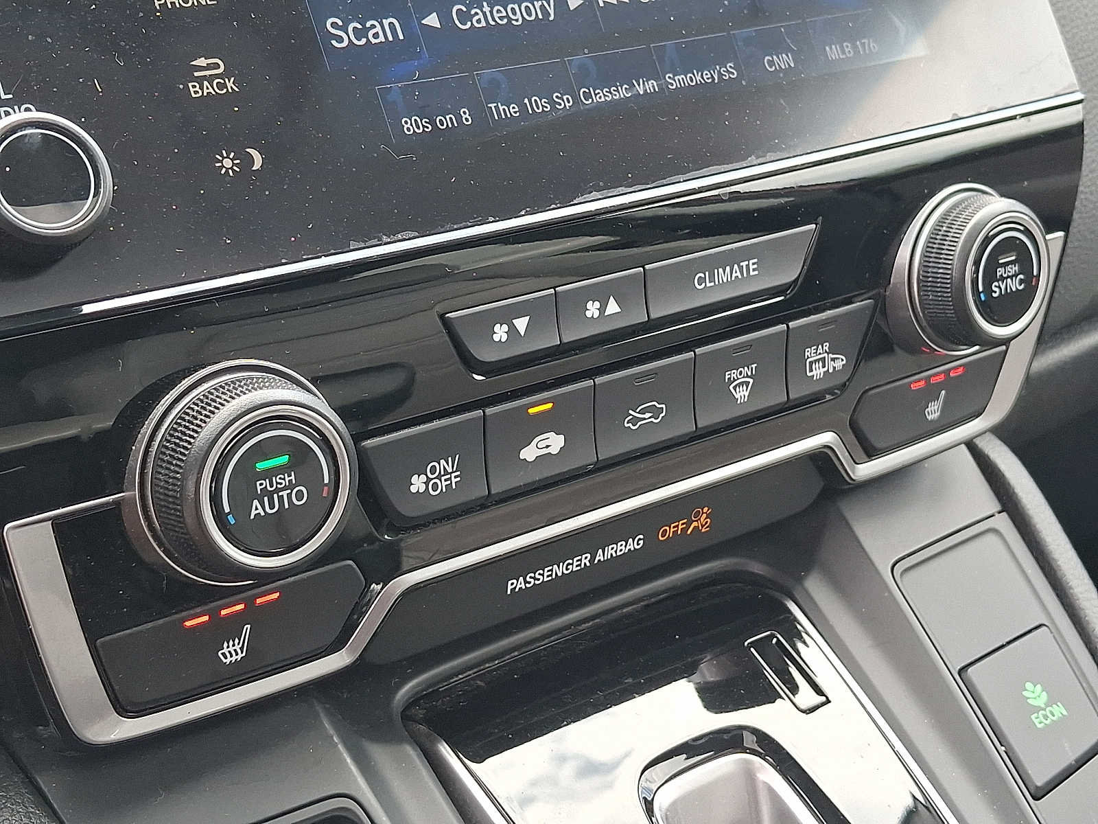 Used 2018 Honda CR-V Touring image 16