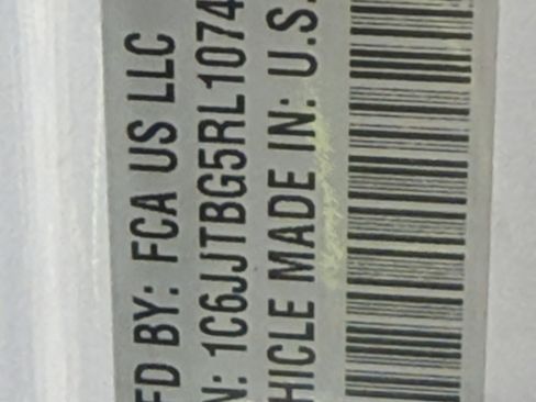 Used 2024 Jeep Gladiator Rubicon w/ Convenience Group image 29