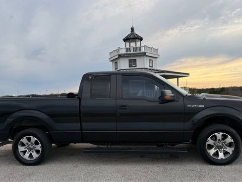 Used 2012 Ford F150 XLT w/ XLT Custom Pkg image 4