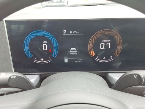 Used 2025 Hyundai Sonata SEL AWD/4WD image 14