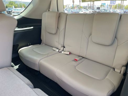 Used 2022 Nissan Armada SL RWD image 21