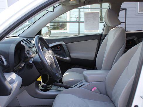 Used 2007 Toyota RAV4 Limited image 13