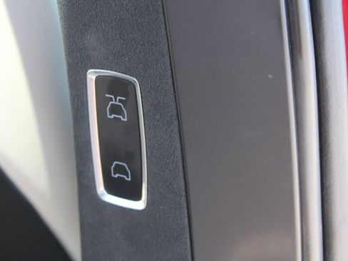 Used 2023 Tesla Model X Plaid image 46