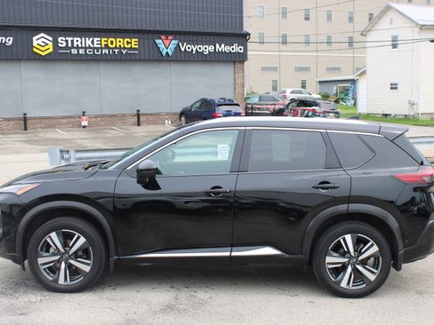 Certified 2023 Nissan Rogue SL w/ SL Premium Package AWD/4WD image 2
