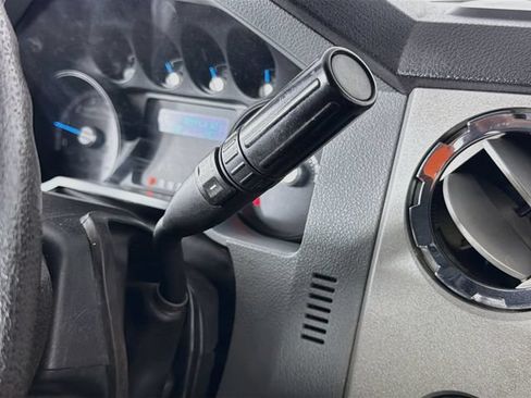 Used 2015 Ford F250 XLT AWD/4WD image 16