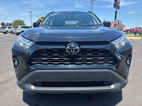 Used 2022 Toyota RAV4 XLE Premium FWD image 10