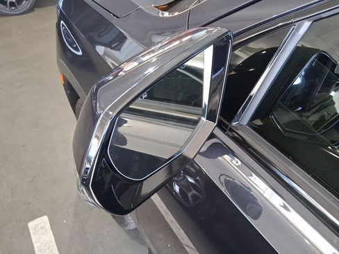 Used 2024 Cadillac Escalade Sport Platinum w/ LPO, ONYX Package image 12