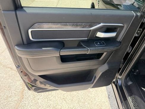 Certified 2024 RAM 2500 Big Horn AWD/4WD image 35