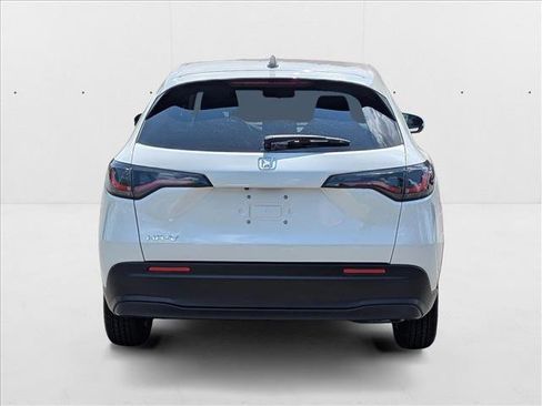 New 2026 Honda HR-V LX image 7