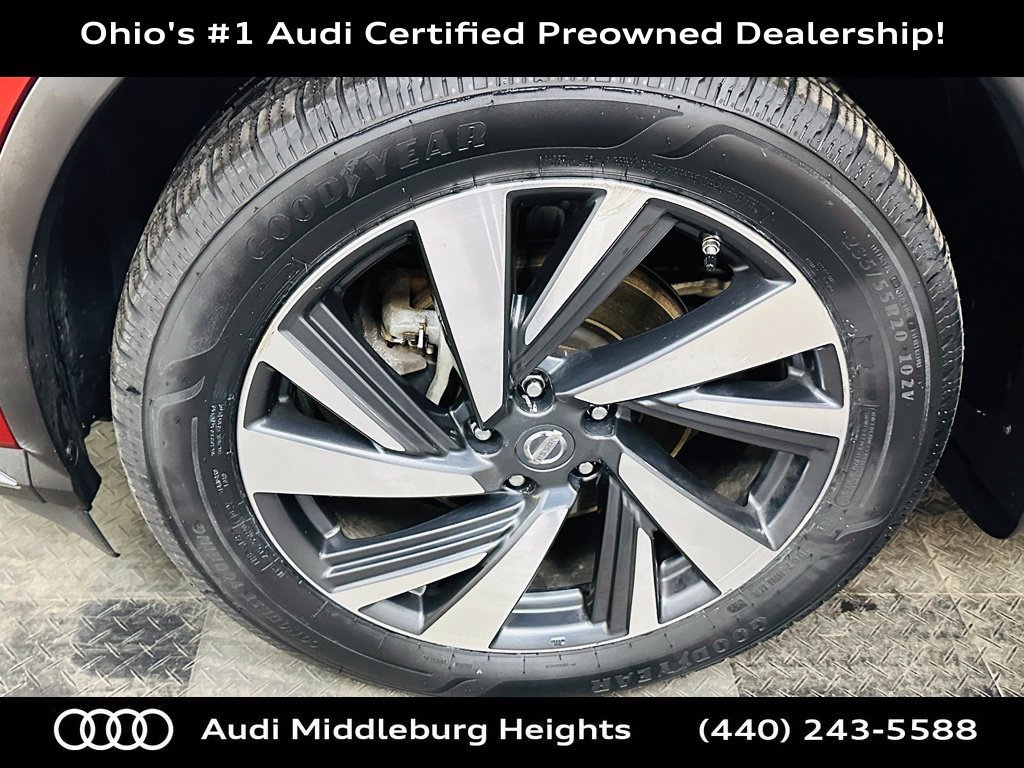 Used 2017 Nissan Murano Platinum w/ Platinum Technology Package AWD/4WD image 32
