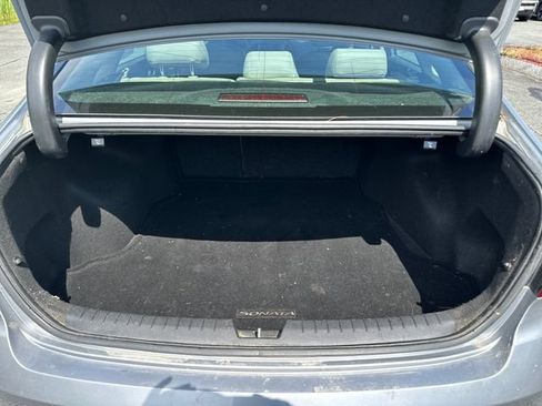 Used 2017 Hyundai Sonata Sport w/ Value Edition Package 02 FWD image 22