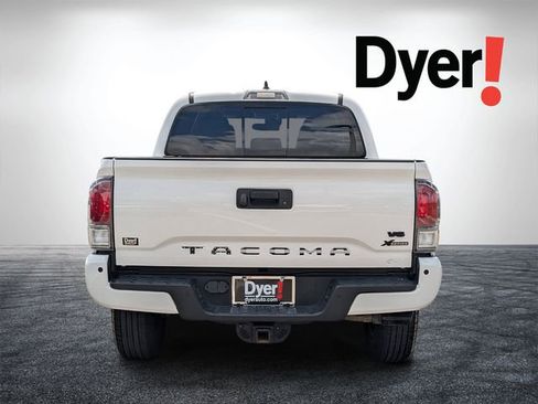 Used 2021 Toyota Tacoma TRD Sport w/ Technology Package RWD image 4