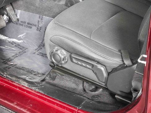 Used 2021 Jeep Wrangler Unlimited Sport image 22