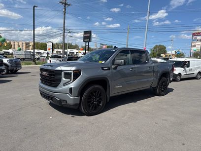 Used 2025 GMC Sierra 1500 Elevation