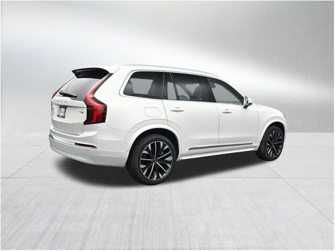 New 2026 Volvo XC90 T8 Ultra w/ Protection Package Premier AWD/4WD image 5