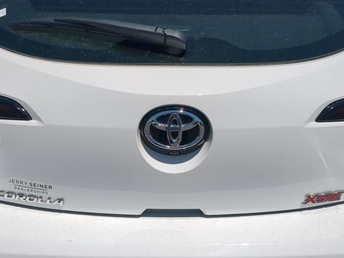 Used 2024 Toyota Corolla XSE FWD image 14