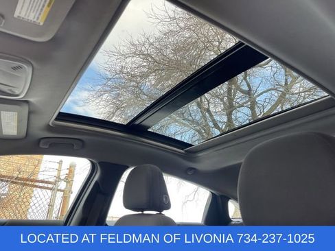 Used 2023 Chevrolet Malibu LT image 18