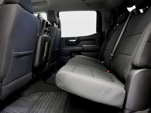 Used 2022 Chevrolet Silverado 1500 Custom w/ LPO, Blackout Package RWD image 14