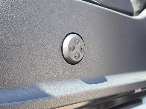 Used 2026 Mercedes-Benz Sprinter 2500 image 25