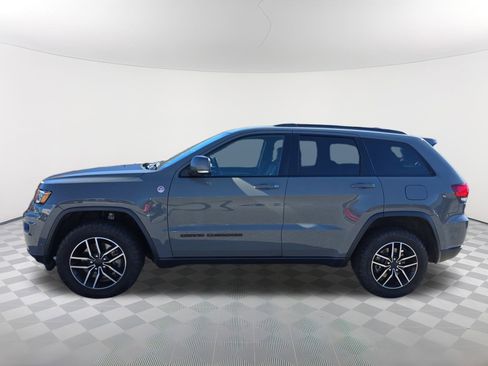 Used 2021 Jeep Grand Cherokee Trailhawk w/ Trailhawk Luxury Group image 8
