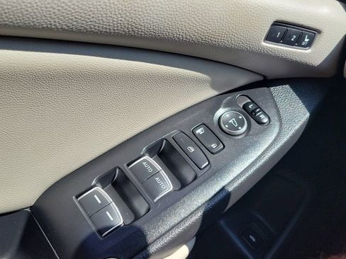 Used 2021 Honda Accord Touring image 18