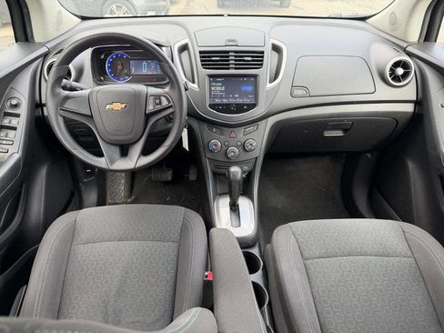Used 2016 Chevrolet Trax LS image 7