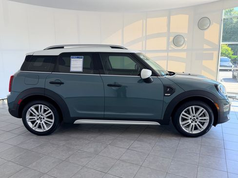 Certified 2024 MINI Cooper Countryman S w/ Premium Package FWD image 8
