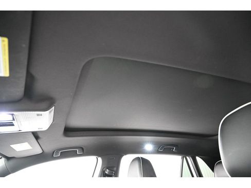 Used 2024 Volkswagen Atlas Cross Sport SEL Premium R-Line image 11