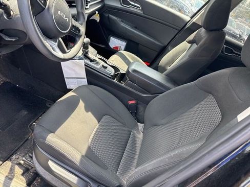 Certified 2023 Kia Sportage LX AWD/4WD image 10
