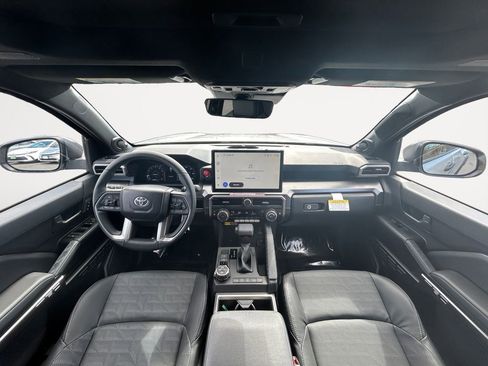 New 2026 Toyota 4Runner TRD Off-Road Premium AWD/4WD image 13