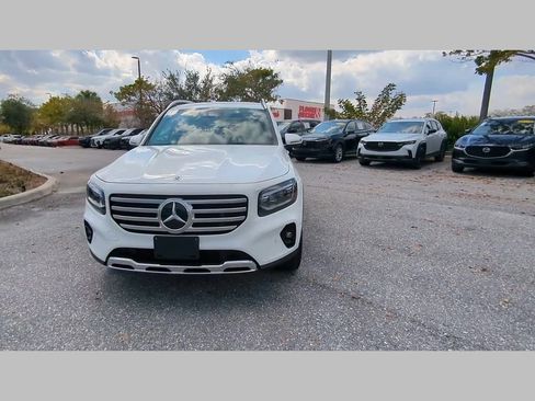 Used 2025 Mercedes-Benz GLB 250 GLB 250 image 17