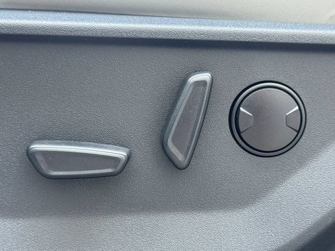 Used 2025 Ford Expedition Platinum AWD/4WD image 21