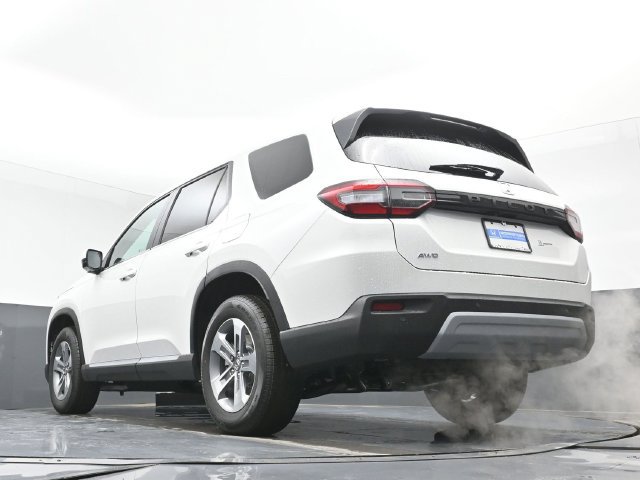 Used 2025 Honda Pilot EX-L image 41