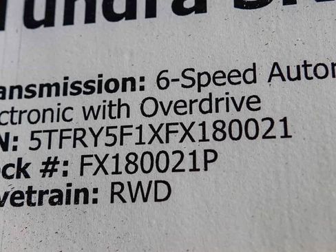Used 2015 Toyota Tundra SR5 w/ SR5 Upgrade Package image 28