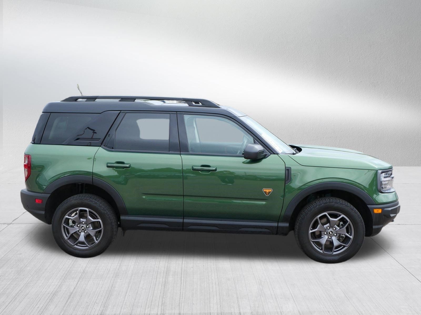 Certified 2024 Ford Bronco Sport Badlands w/ Premium Package AWD/4WD image 8