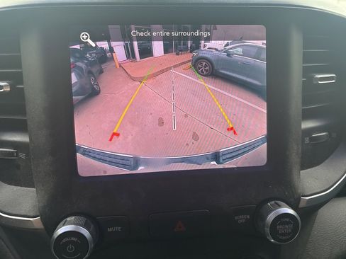 Used 2020 RAM 1500 Big Horn image 13