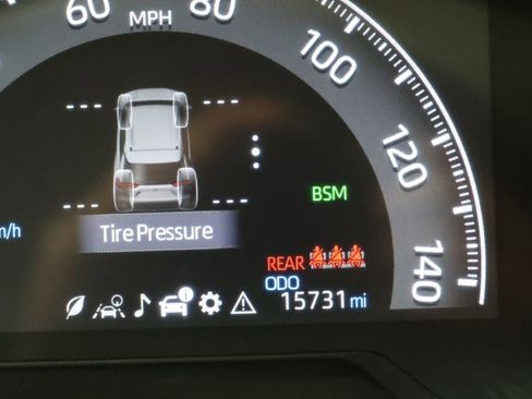 Used 2025 Toyota RAV4 XLE image 19
