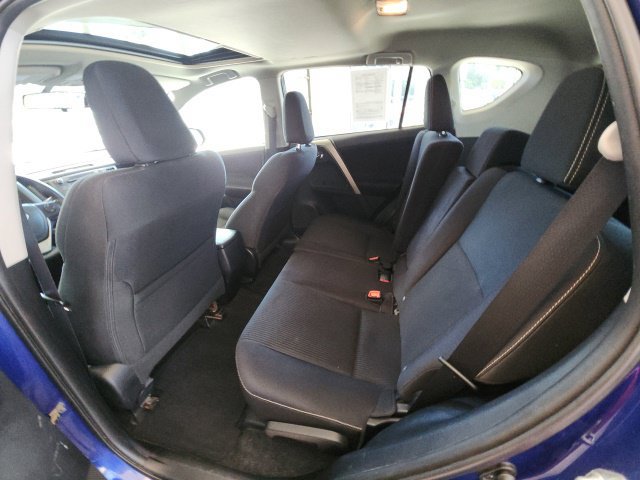 Used 2014 Toyota RAV4 XLE AWD/4WD image 28