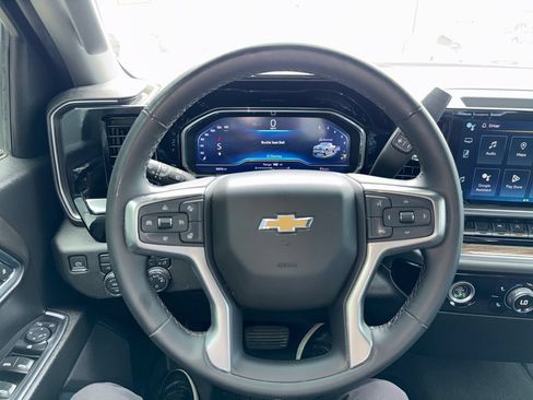 Used 2023 Chevrolet Silverado 1500 LT w/ Protection Package AWD/4WD image 15
