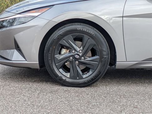Certified 2023 Hyundai Elantra SEL image 10