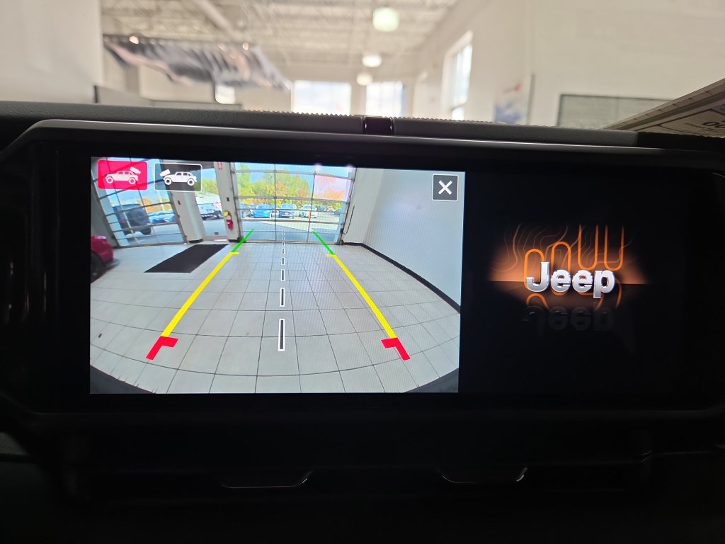 New 2027 Jeep Wrangler Unlimited Sahara AWD/4WD image 25