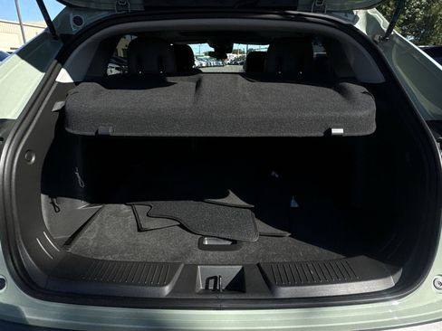 Used 2025 Chevrolet Trax ACTIV w/ Sunroof Package FWD image 25